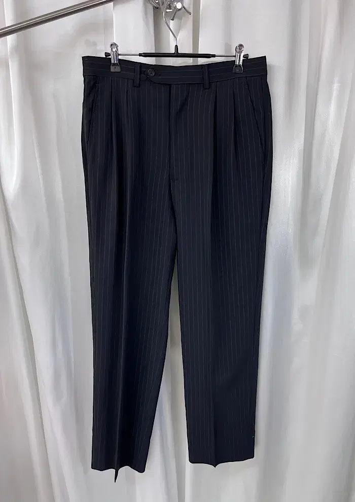 GIORGIO ARMANI wool pants